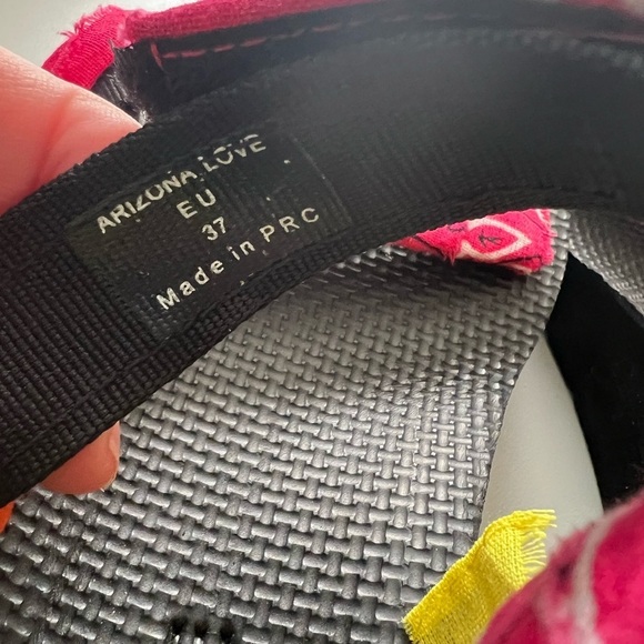 Arizona Love handmade sandals multi colored paisley print, Velcro straps NWT 37 - Picture 7 of 7